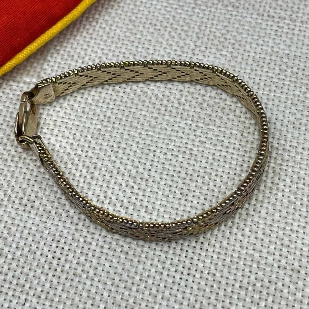 ✨ Vintage Italian Sterling Silver Chevron Mesh Bracelet – 7” | 18g ✨ - Picture 4 of 13